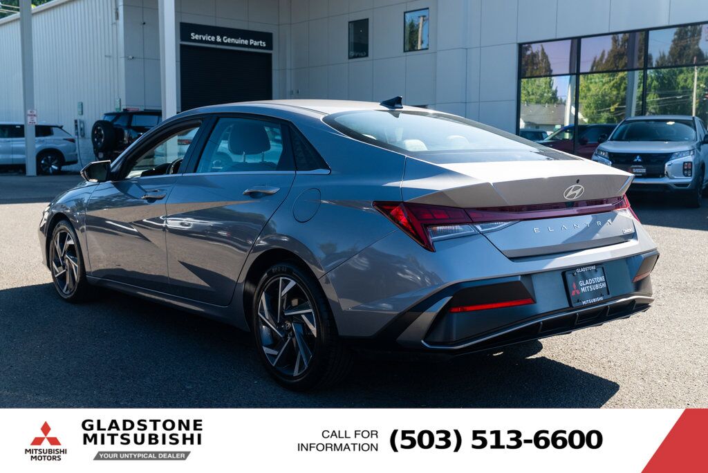 2025 Hyundai Elantra Limited Milwaukie OR