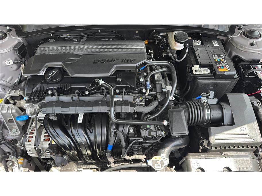 2025 Hyundai Elantra Limited Sedan 4D Folsom CA