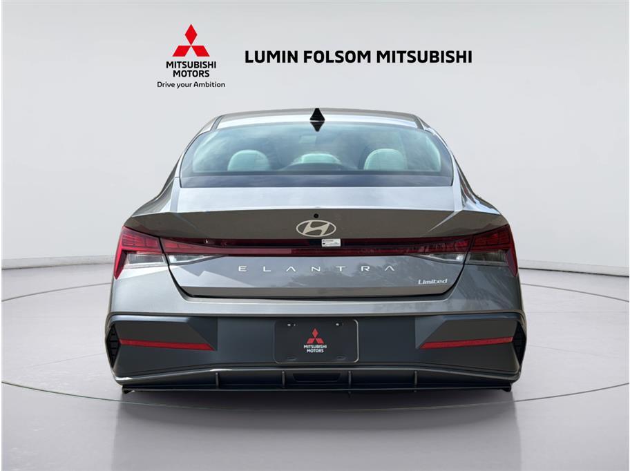 2025 Hyundai Elantra Limited Sedan 4D Folsom CA