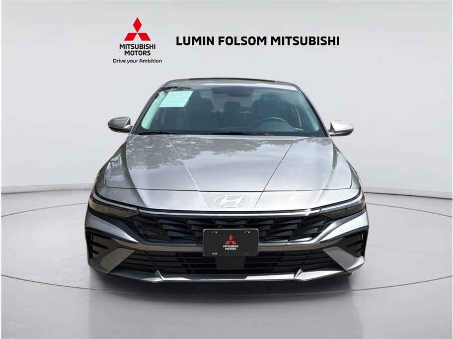 2025 Hyundai Elantra Limited Sedan 4D Folsom CA