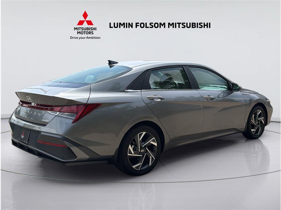 2025 Hyundai Elantra Limited Sedan 4D Folsom CA
