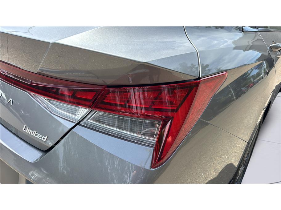 2025 Hyundai Elantra Limited Sedan 4D Folsom CA