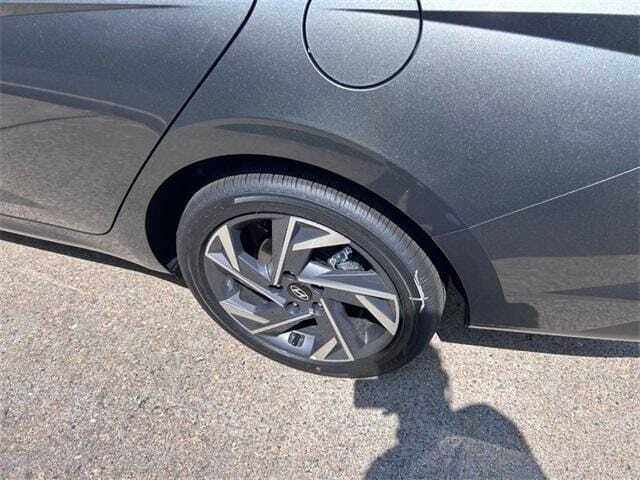 2025 Hyundai Elantra Limited Cape Girardeau MO