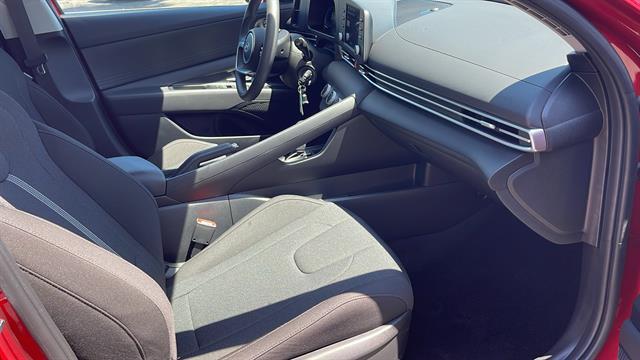 2025 Hyundai Elantra SE Corona CA