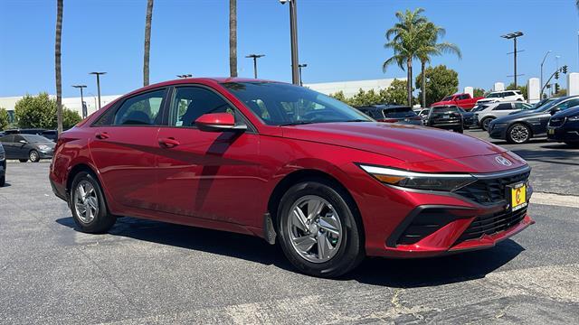 2025 Hyundai Elantra SE Corona CA