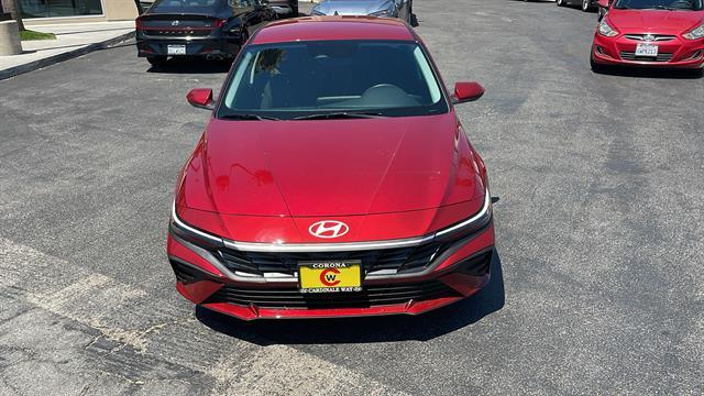 2025 Hyundai Elantra SE Corona CA