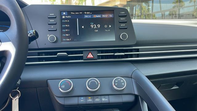 2025 Hyundai Elantra SE Corona CA