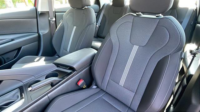2025 Hyundai Elantra SE Corona CA