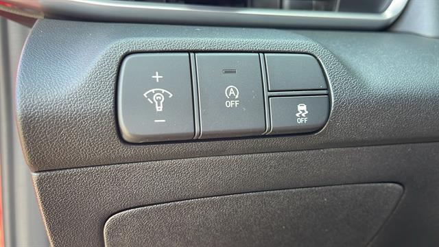 2025 Hyundai Elantra SE Corona CA