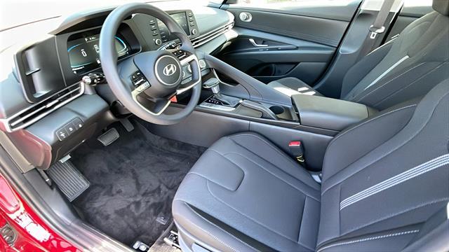 2025 Hyundai Elantra SE Corona CA