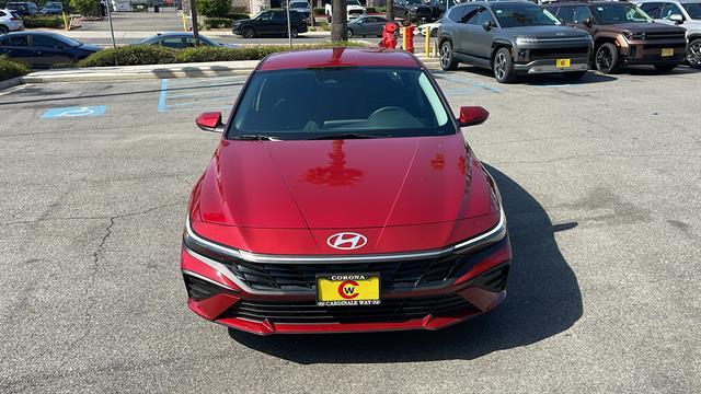 2025 Hyundai Elantra SE Corona CA