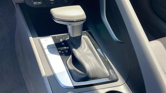 2025 Hyundai Elantra SE Corona CA