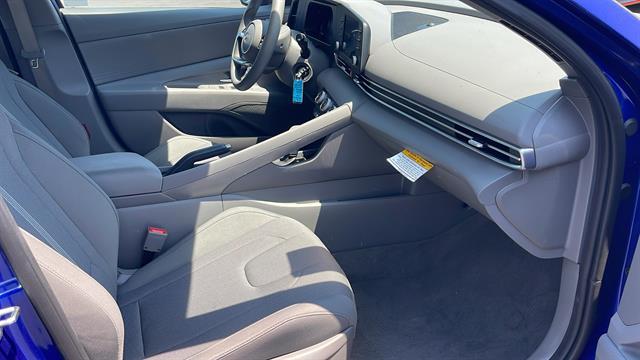 2025 Hyundai Elantra SE Corona CA
