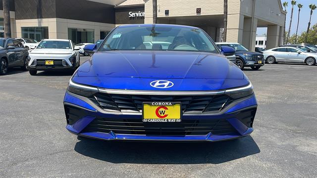 2025 Hyundai Elantra SE Corona CA