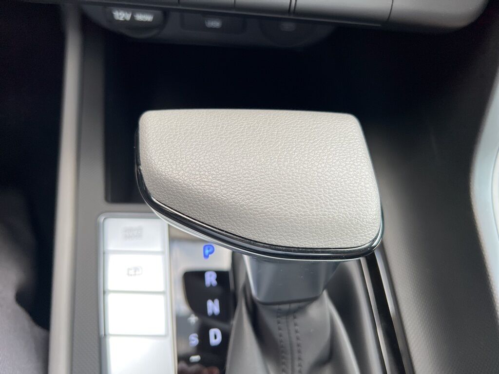 2025 Hyundai Elantra SE Mount Joy PA