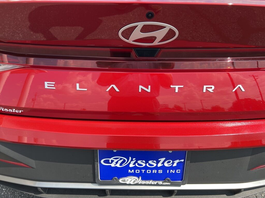 2025 Hyundai Elantra SE Mount Joy PA