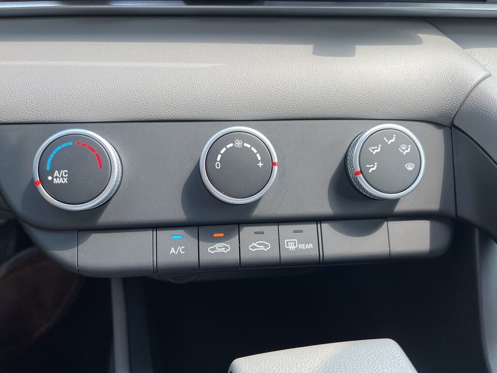 2025 Hyundai Elantra SE Mount Joy PA