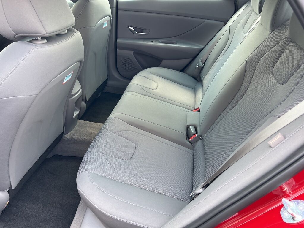 2025 Hyundai Elantra SE Mount Joy PA
