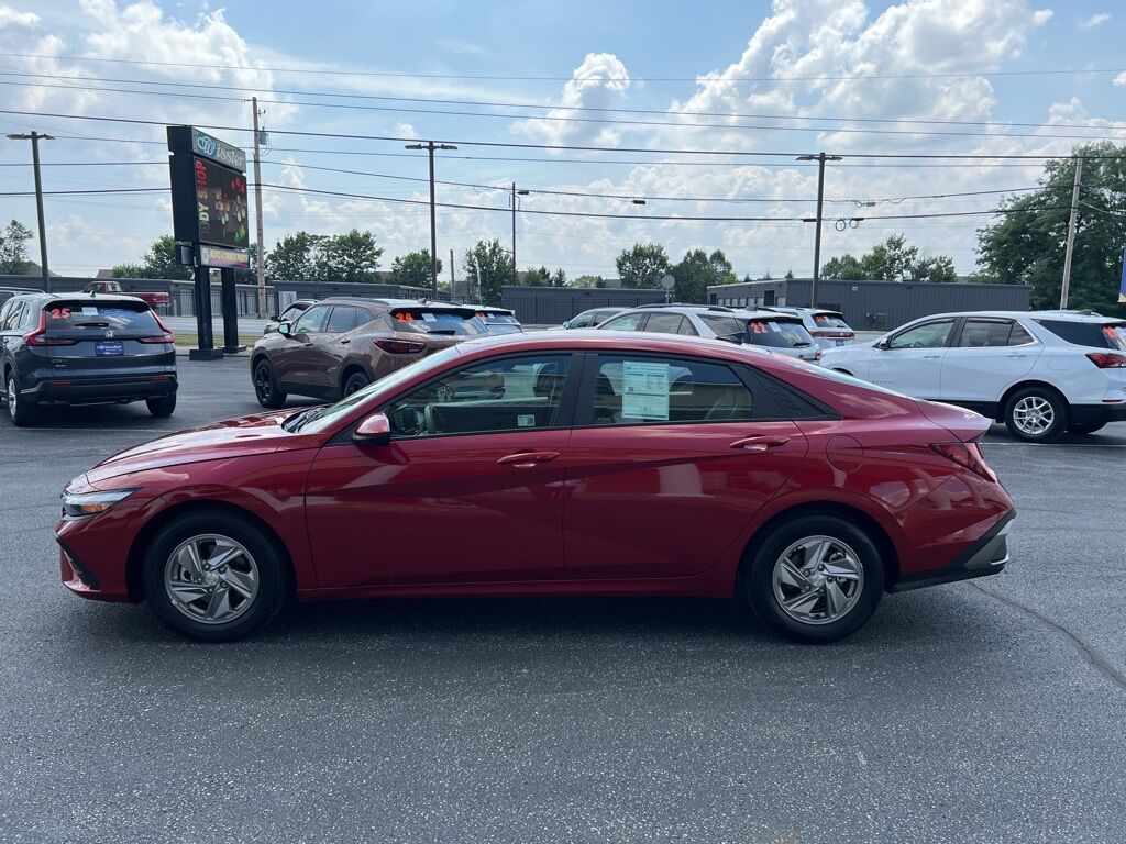 2025 Hyundai Elantra SE Mount Joy PA