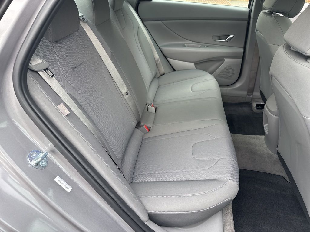 2025 Hyundai Elantra SE Mount Joy PA