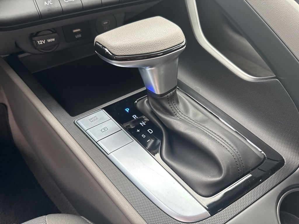 2025 Hyundai Elantra SE Mount Joy PA