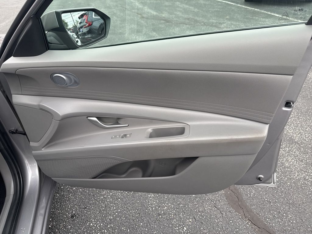 2025 Hyundai Elantra SE Mount Joy PA