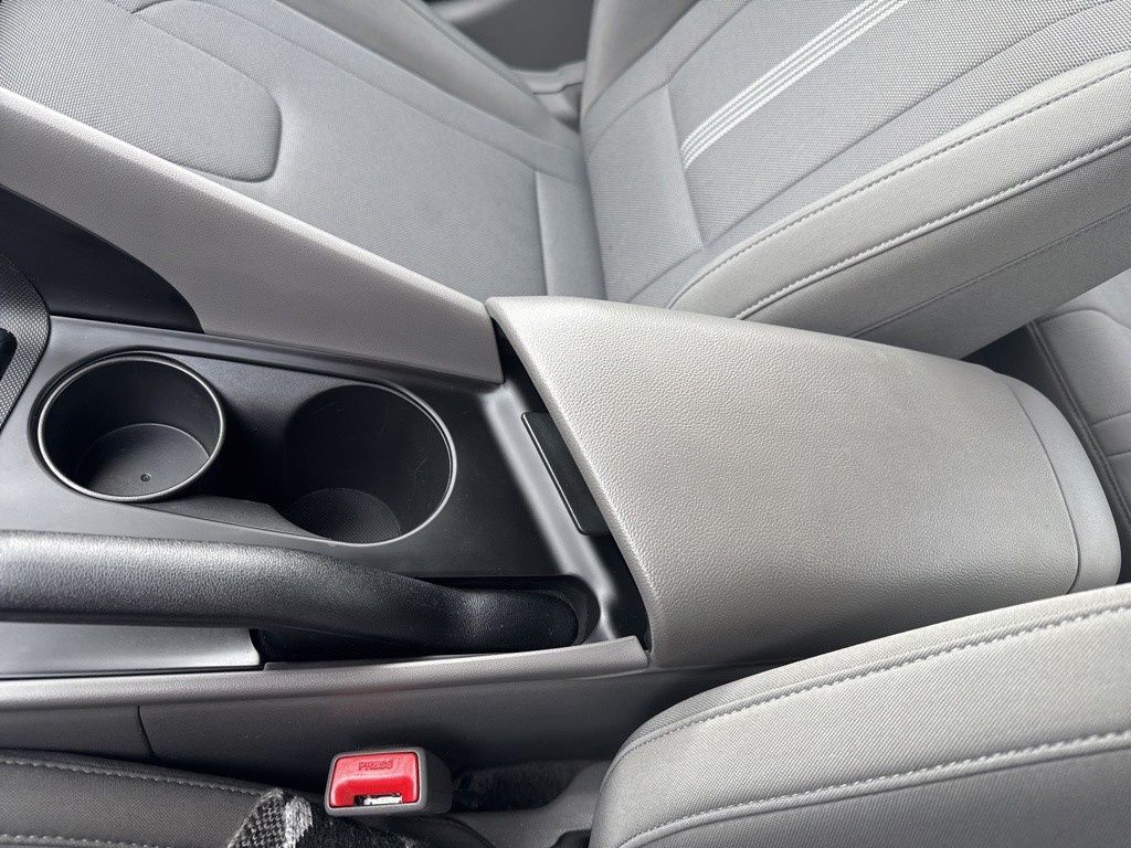 2025 Hyundai Elantra SE Mount Joy PA