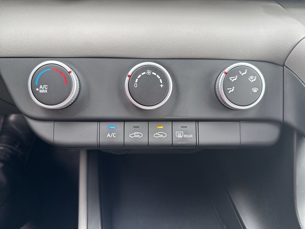 2025 Hyundai Elantra SE Mount Joy PA