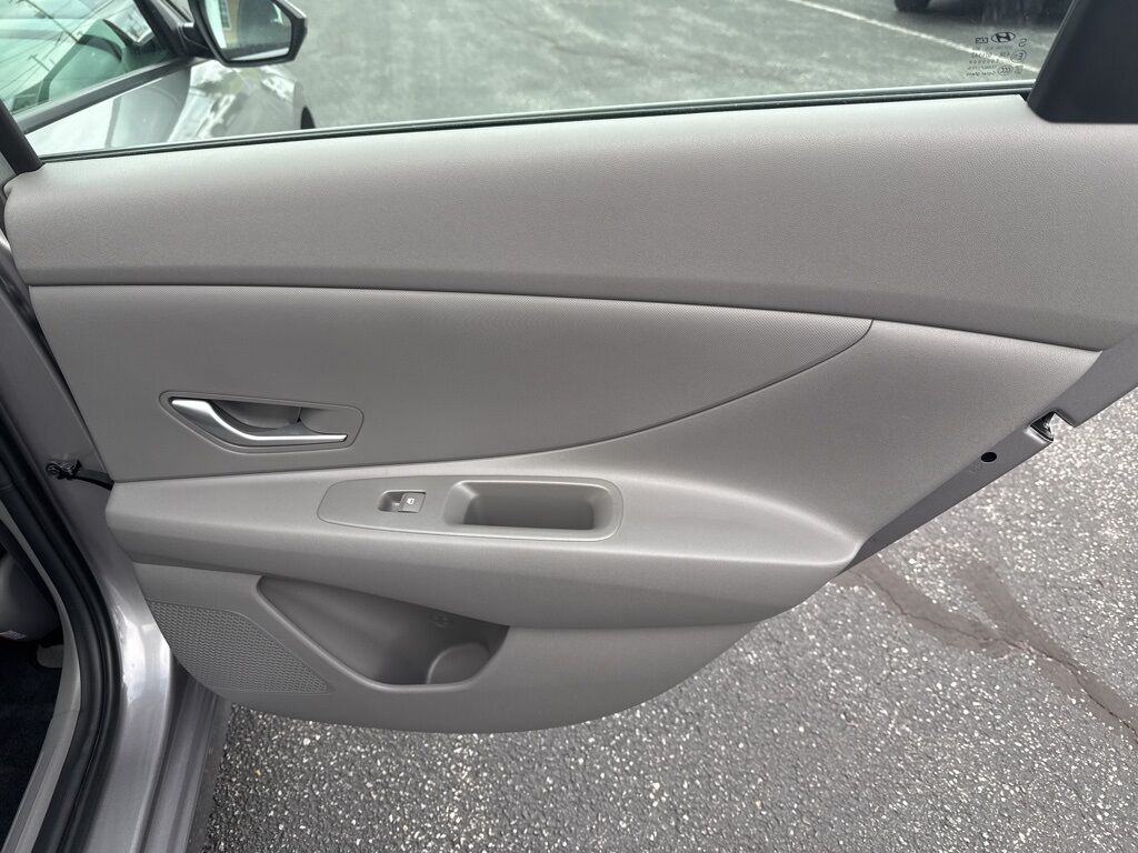 2025 Hyundai Elantra SE Mount Joy PA