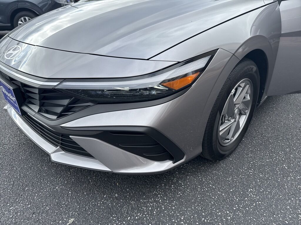 2025 Hyundai Elantra SE Mount Joy PA