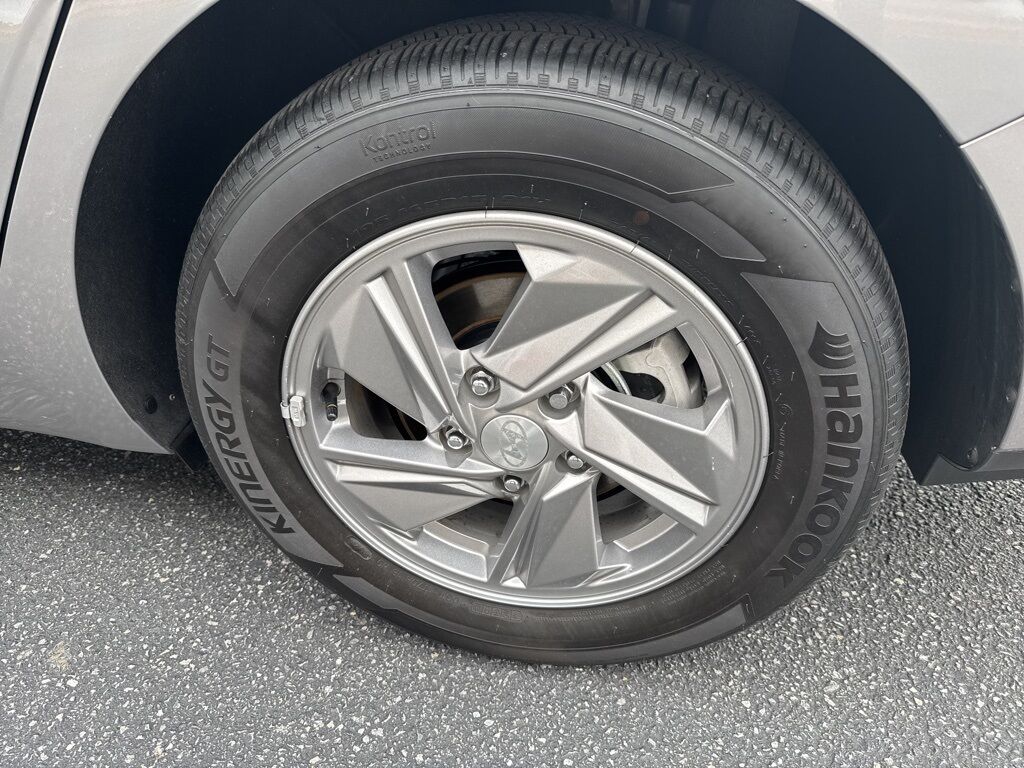 2025 Hyundai Elantra SE Mount Joy PA