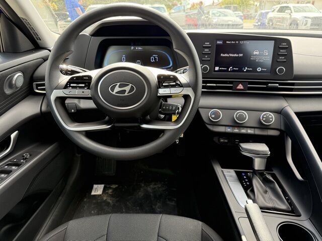 2025 Hyundai Elantra SE San Clemente CA