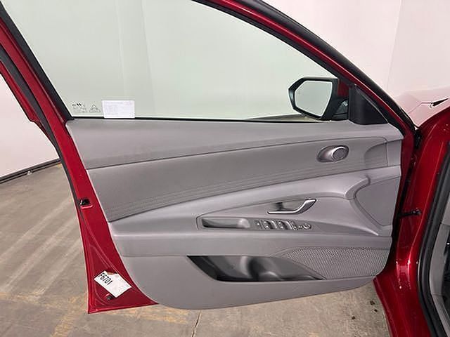 2025 Hyundai Elantra SE Raleigh NC