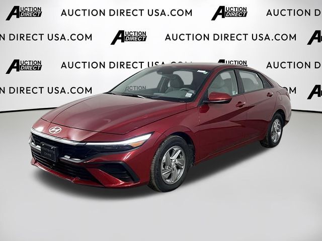 2025 Hyundai Elantra SE