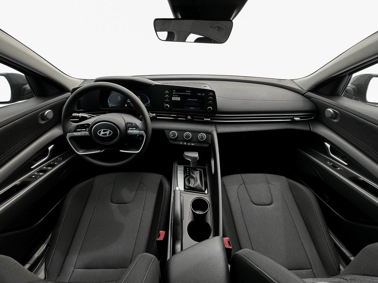 2025 Hyundai Elantra SE Cape Girardeau MO