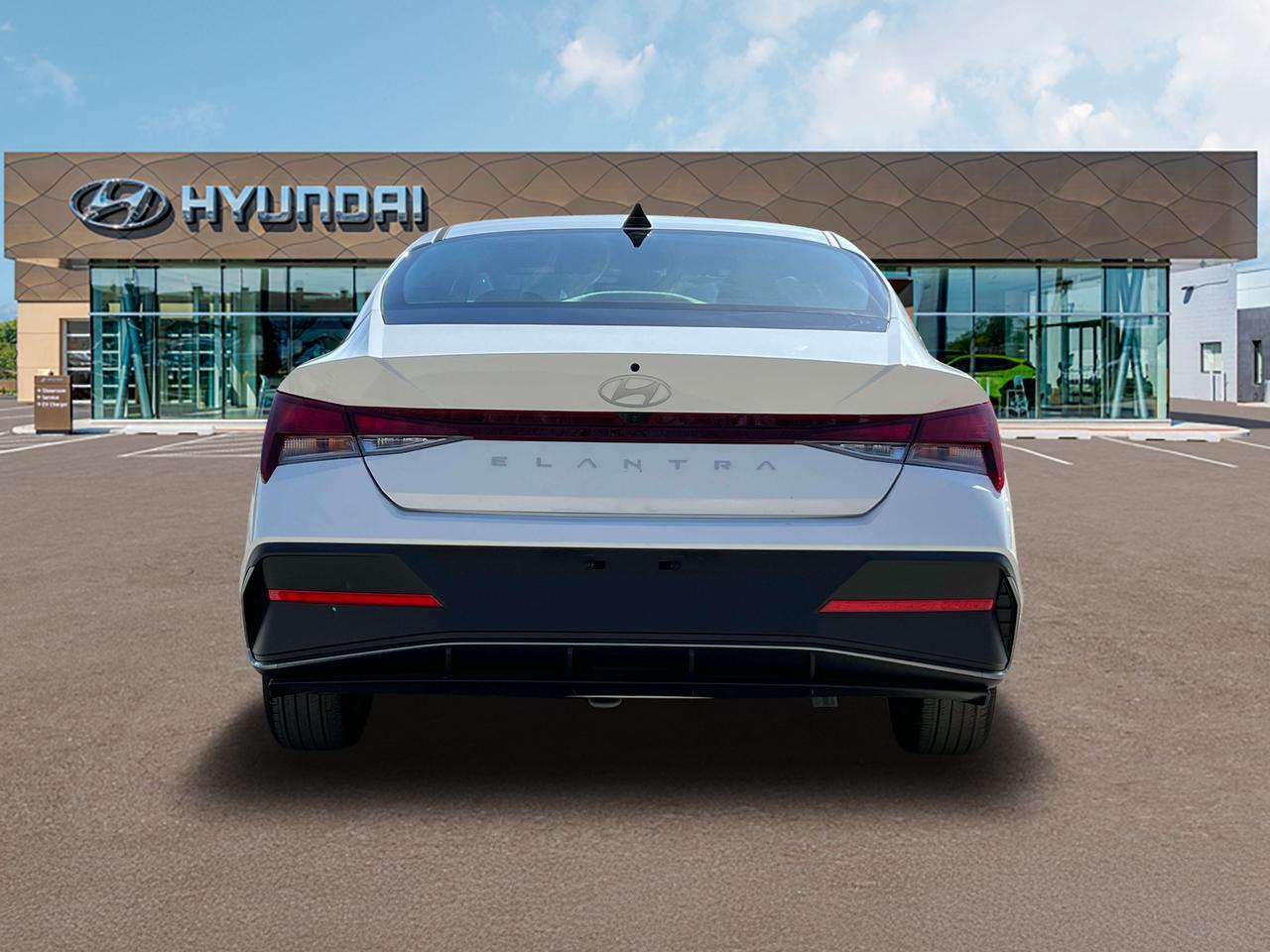 2025 Hyundai Elantra SE Cape Girardeau MO