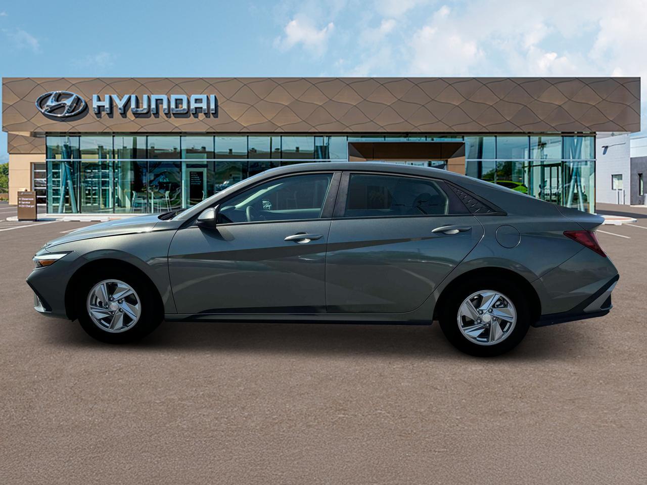 2025 Hyundai Elantra SE Cape Girardeau MO