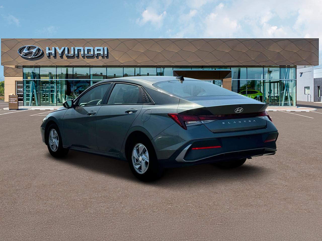 2025 Hyundai Elantra SE Cape Girardeau MO