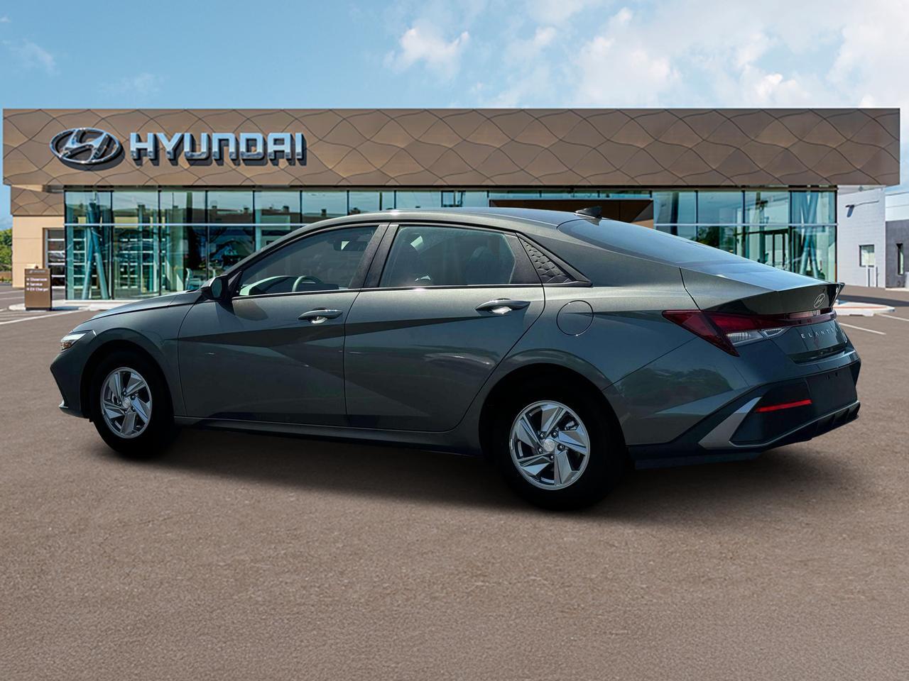 2025 Hyundai Elantra SE Cape Girardeau MO