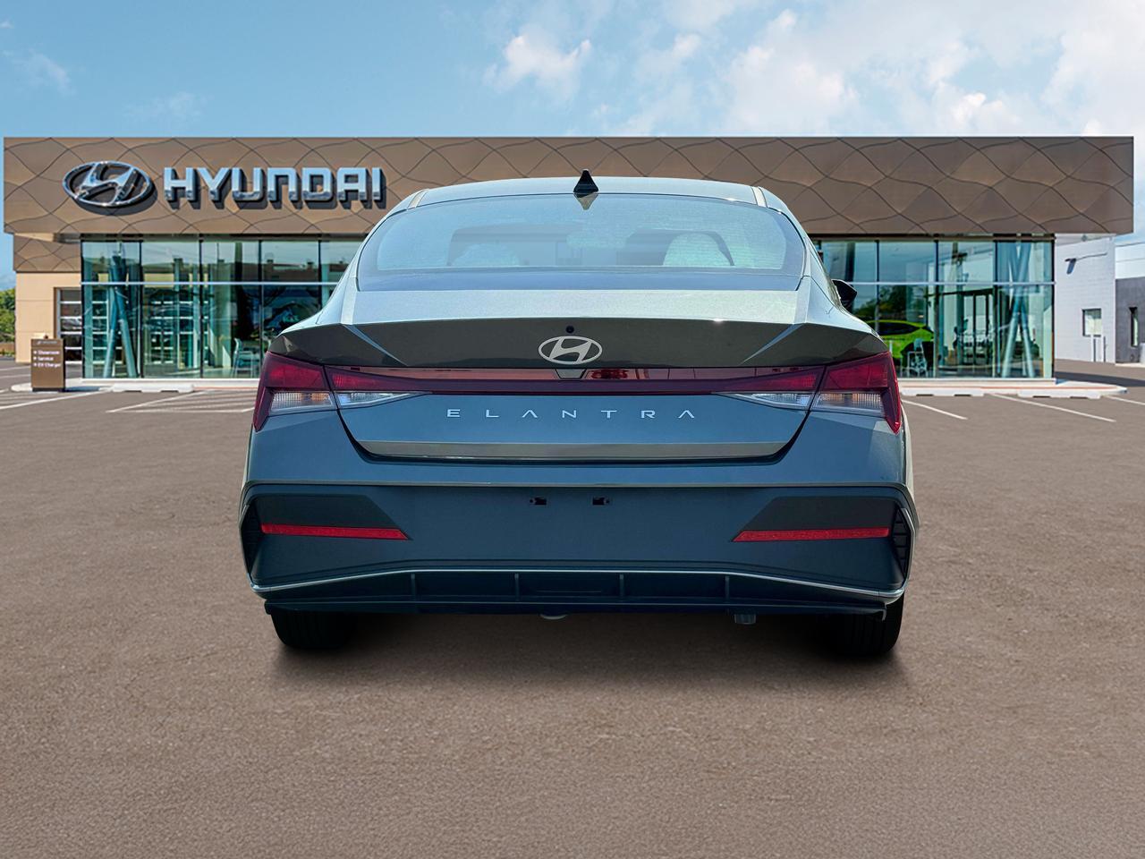 2025 Hyundai Elantra SE Cape Girardeau MO