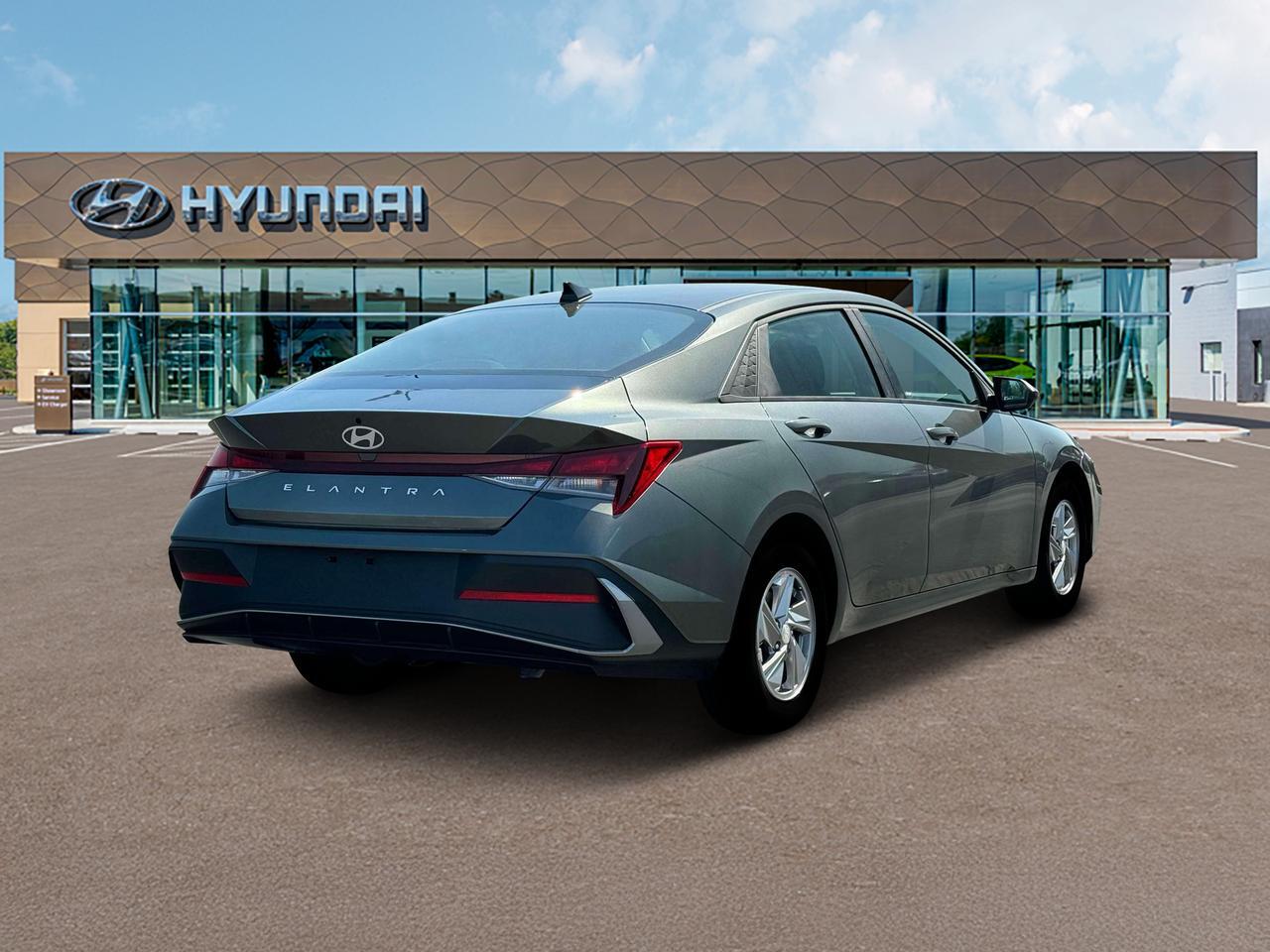 2025 Hyundai Elantra SE Cape Girardeau MO