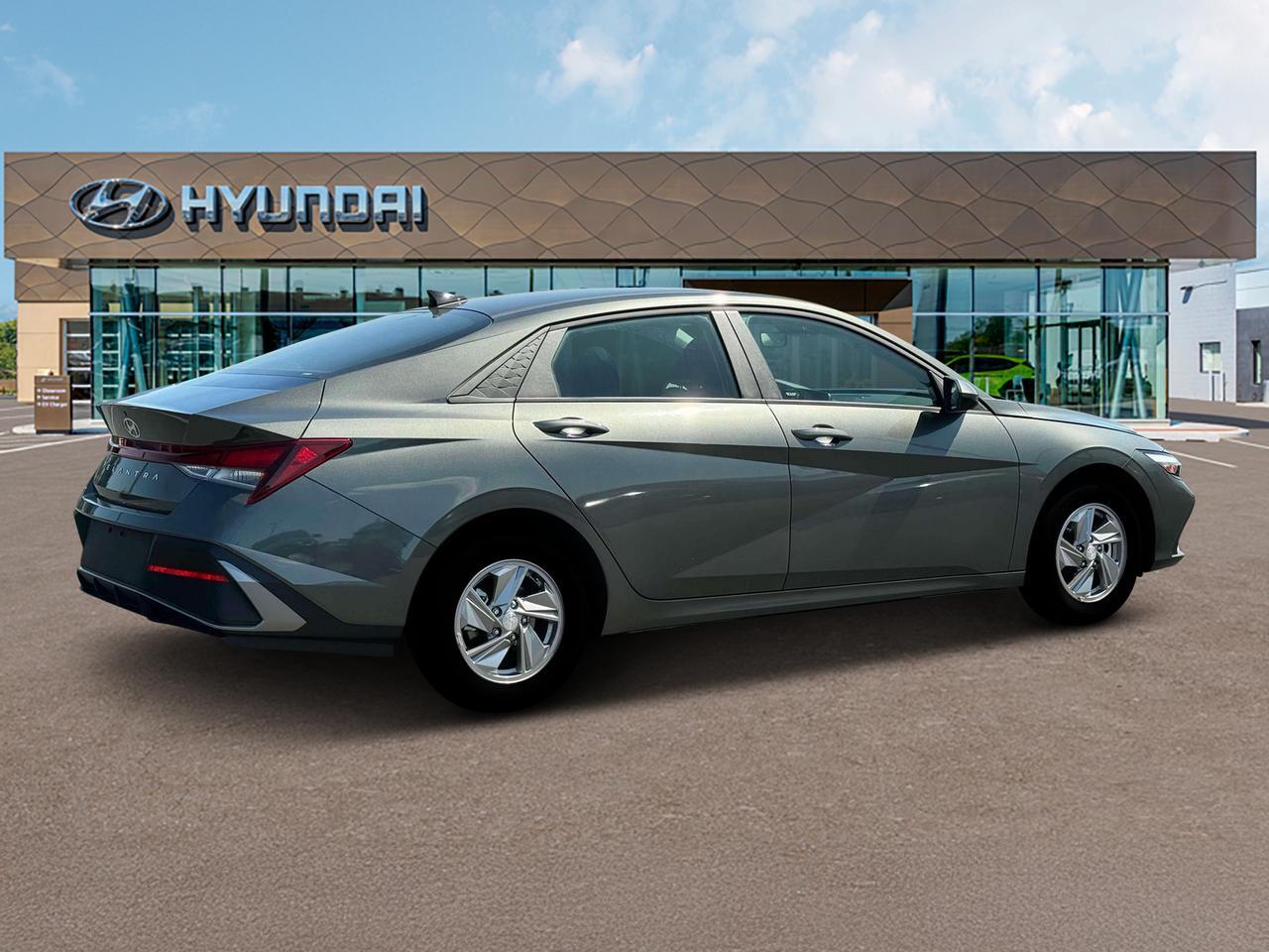 2025 Hyundai Elantra SE Cape Girardeau MO