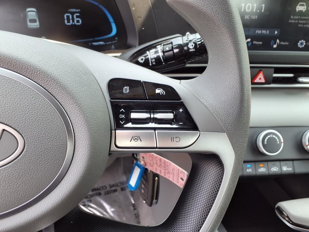 2025 Hyundai Elantra SE Waldorf MD