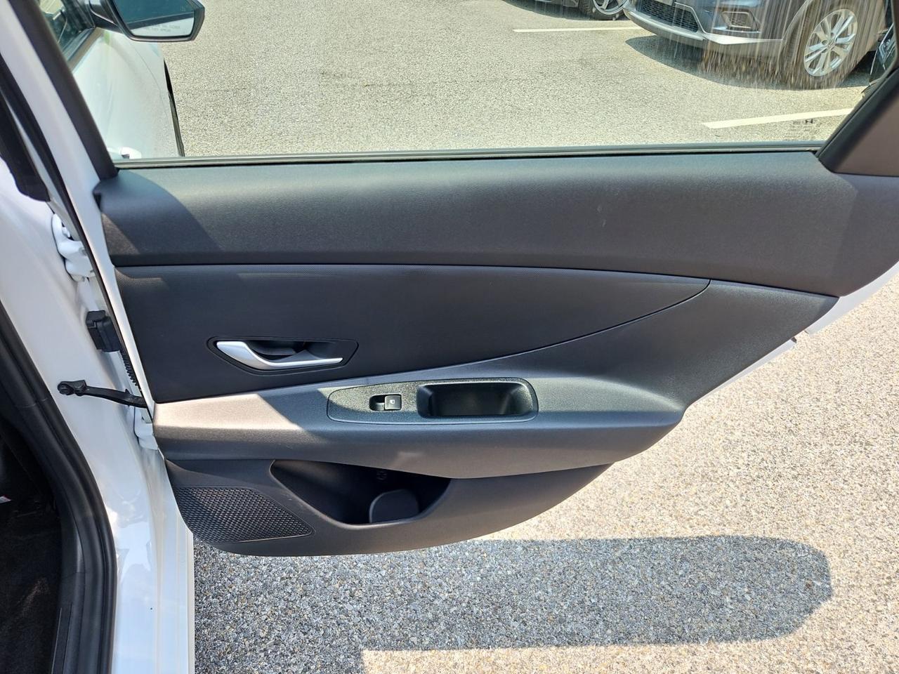 2025 Hyundai Elantra SE Waldorf MD