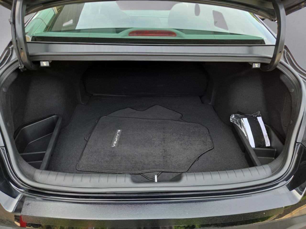 2025 Hyundai Elantra SE Waldorf MD