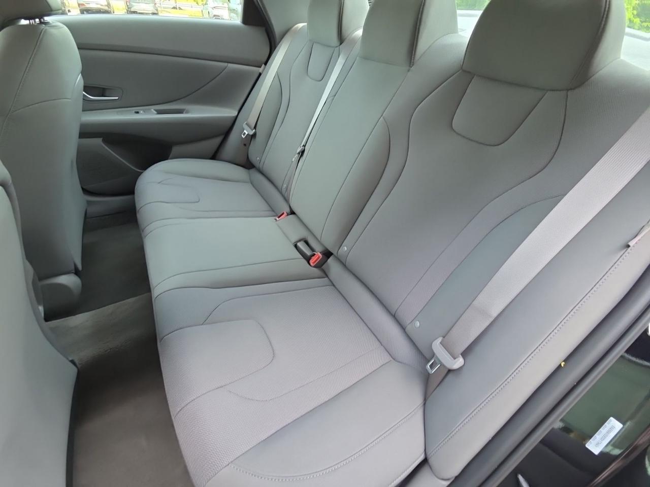 2025 Hyundai Elantra SE Waldorf MD