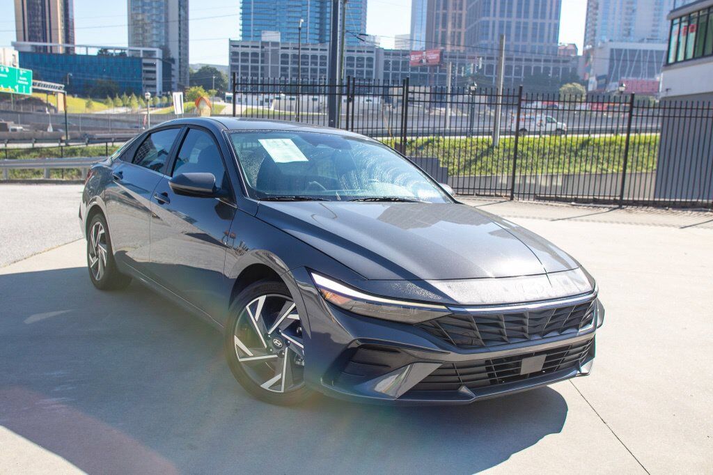 2025 Hyundai Elantra SEL Convenience