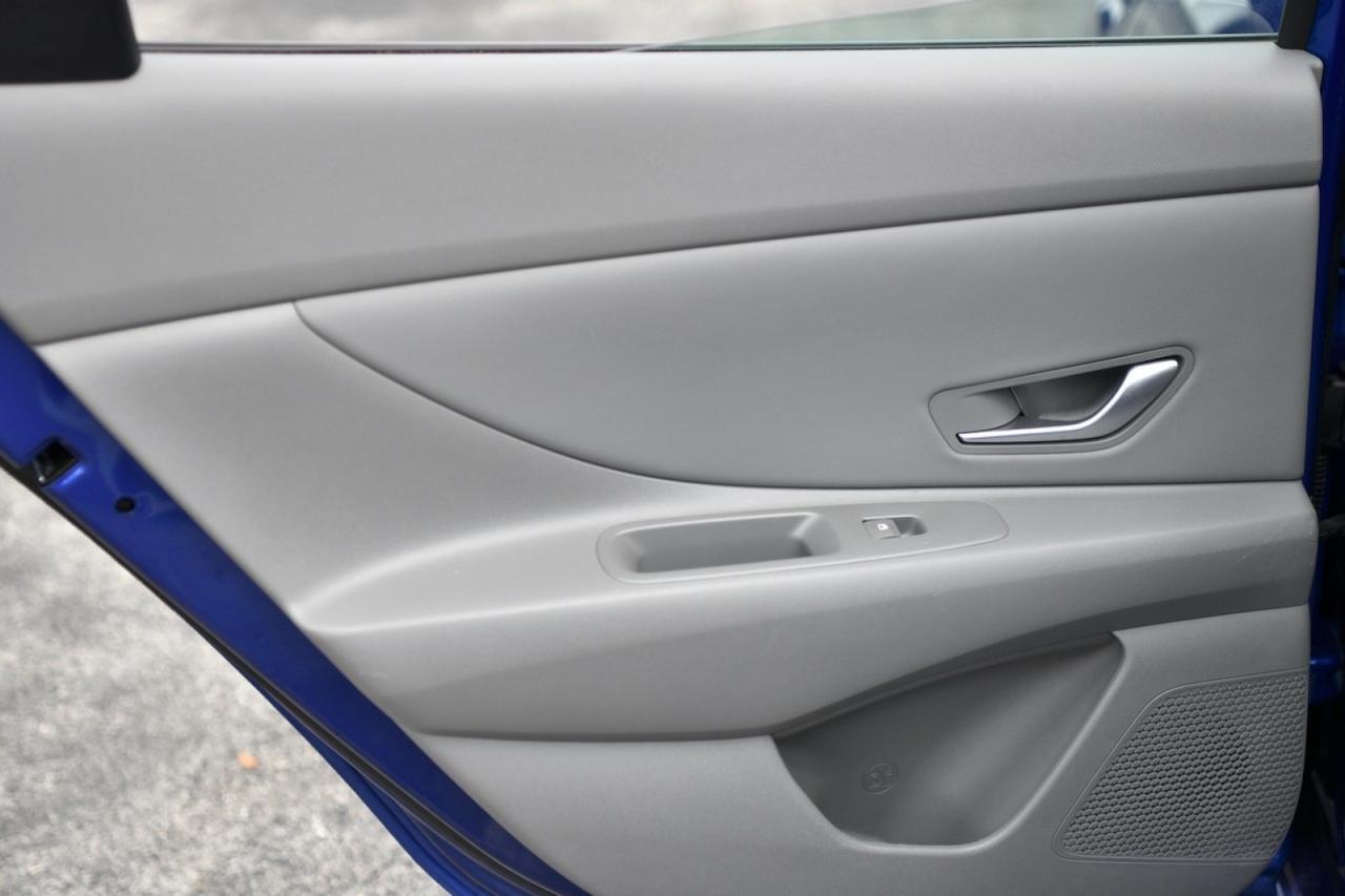 2025 Hyundai Elantra SEL Convenience Lake Worth FL