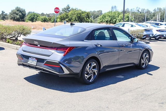 2025 Hyundai Elantra SEL Convenience Folsom CA