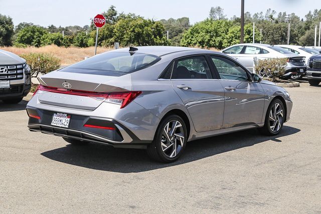 2025 Hyundai Elantra SEL Convenience Folsom CA